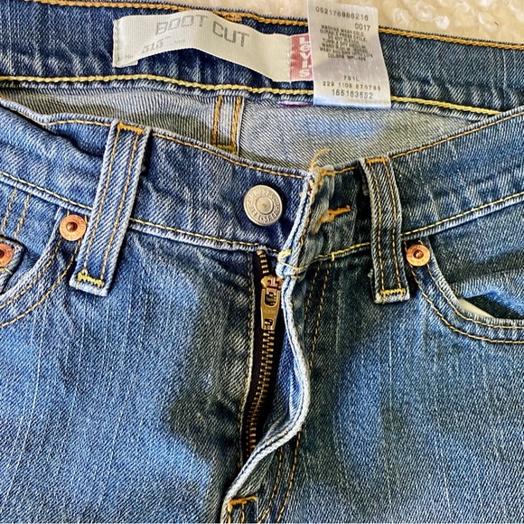 Levis Vintage 90s 515 Bootcut Jeans - Picture 5 of 11